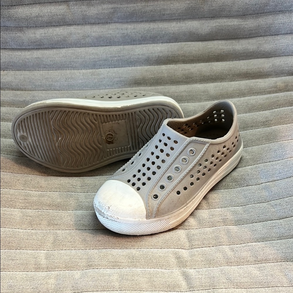 Native Jefferson Slip-On Shoes - Gray
